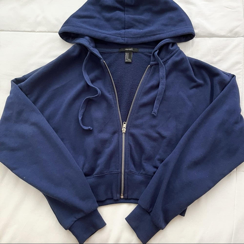 Forever 21 cropped hoodie